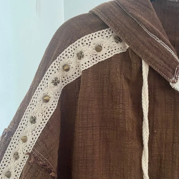 POL Brown Bomber Jacket with Cream Details - Picture 6 of 9